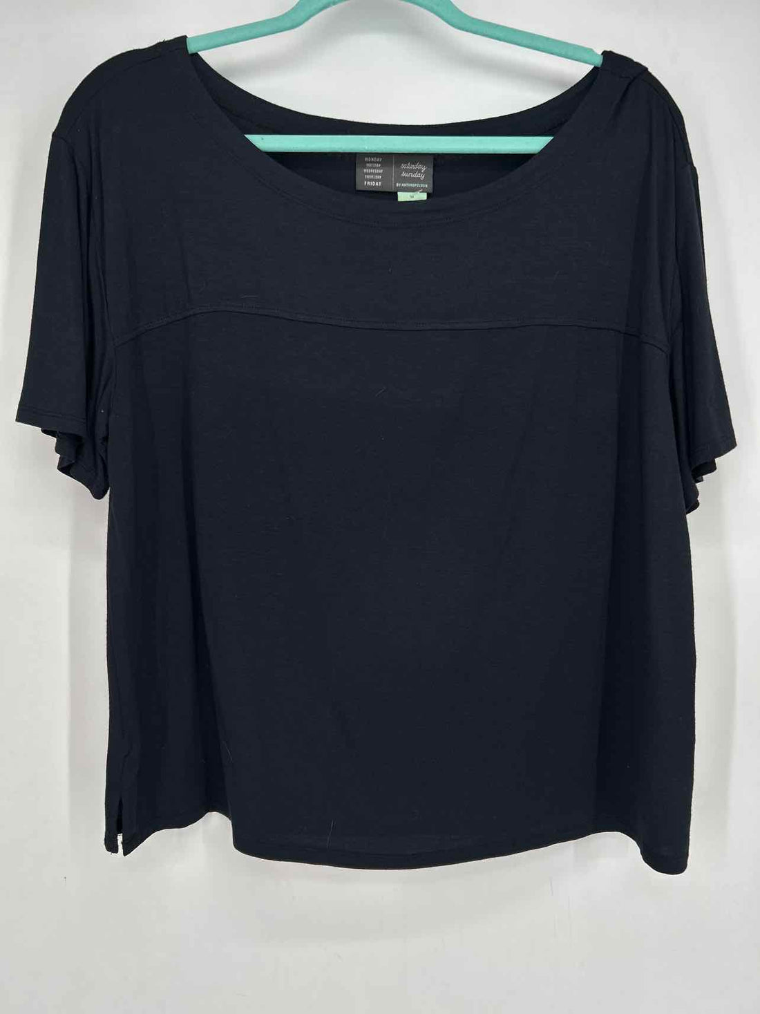 Saturday Sunday Size M Dark Navy NWT Short Sleeve