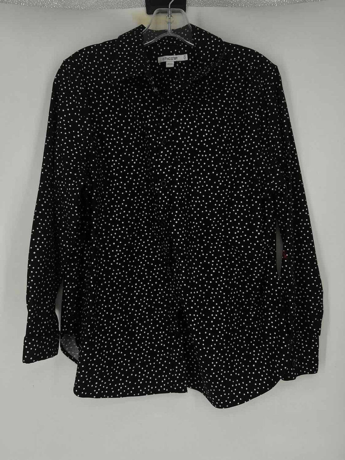 Chicos Size 1.5 (M) Black & White Polkadot Long Sleeve