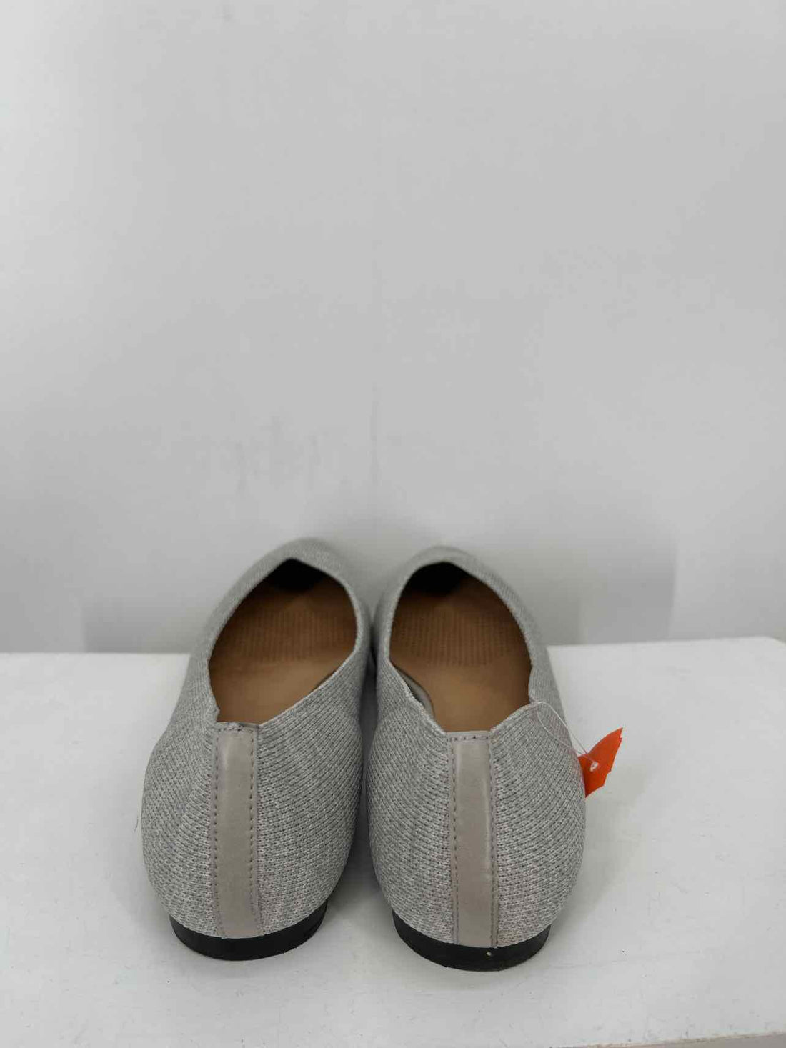 Corso Como Women Size 9 Light Gray Flats
