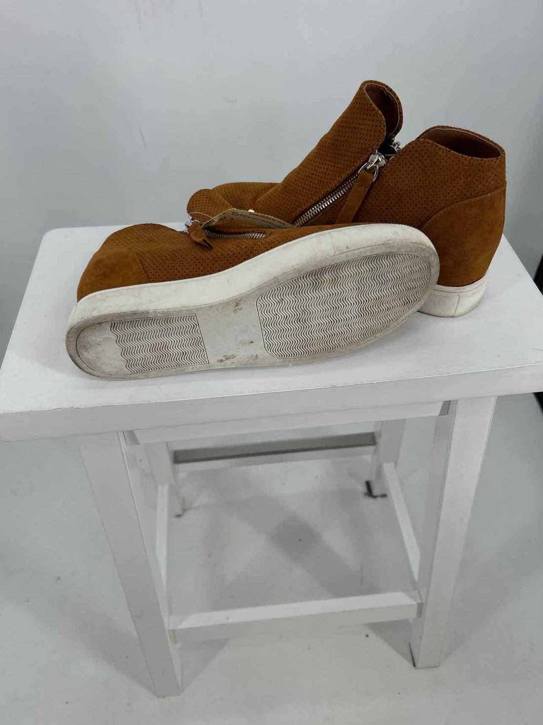 Just Fab Women Size 8 Hazelnut Kayden Wedge Sneakers