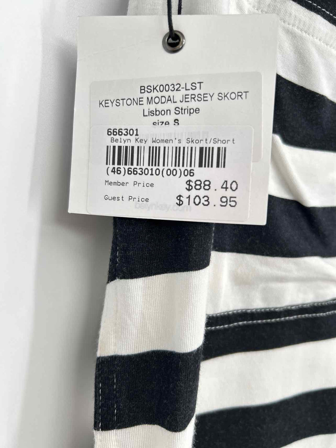 Belyn Key Size S Black & White Striped NWT Skort