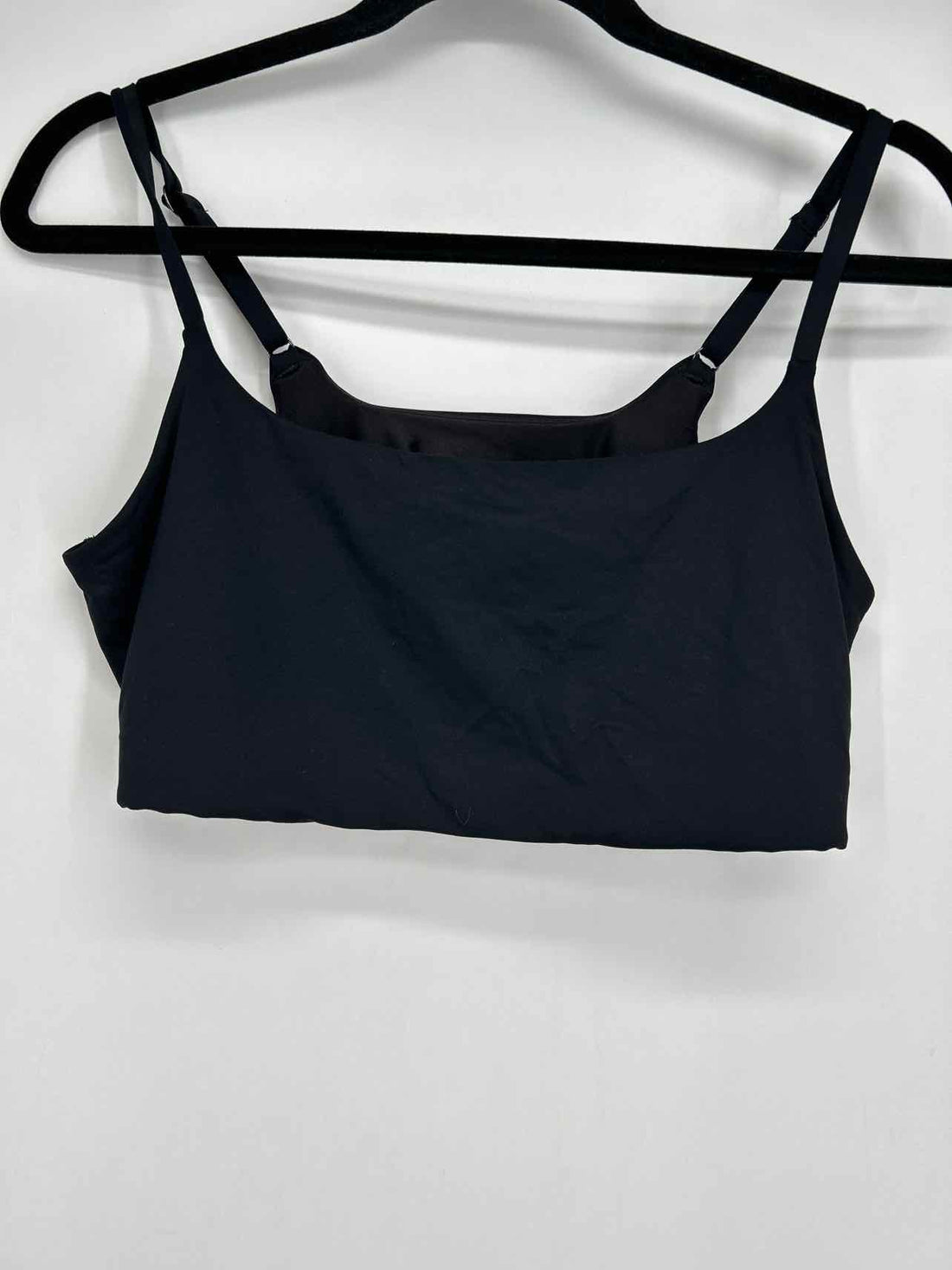 Athleta Size XL Black Swimsuit Top Only