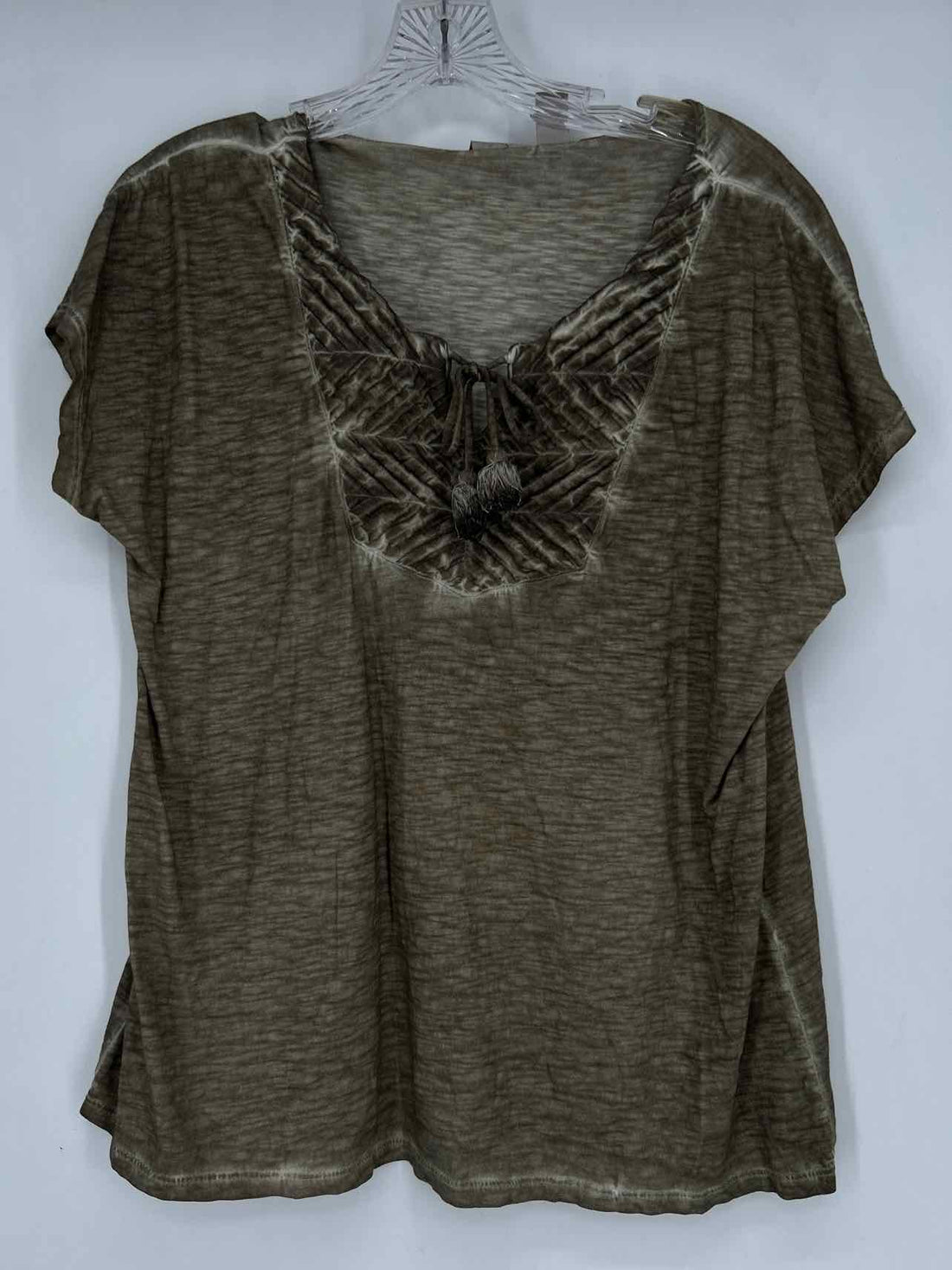 Chicos Size 1/S Washed Olive Short Sleeve