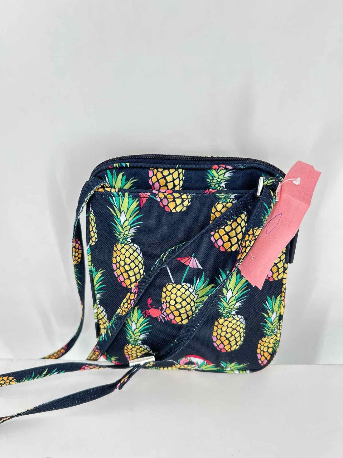 Vera Bradley Navy Print Nylon Pre Owned Crossbody