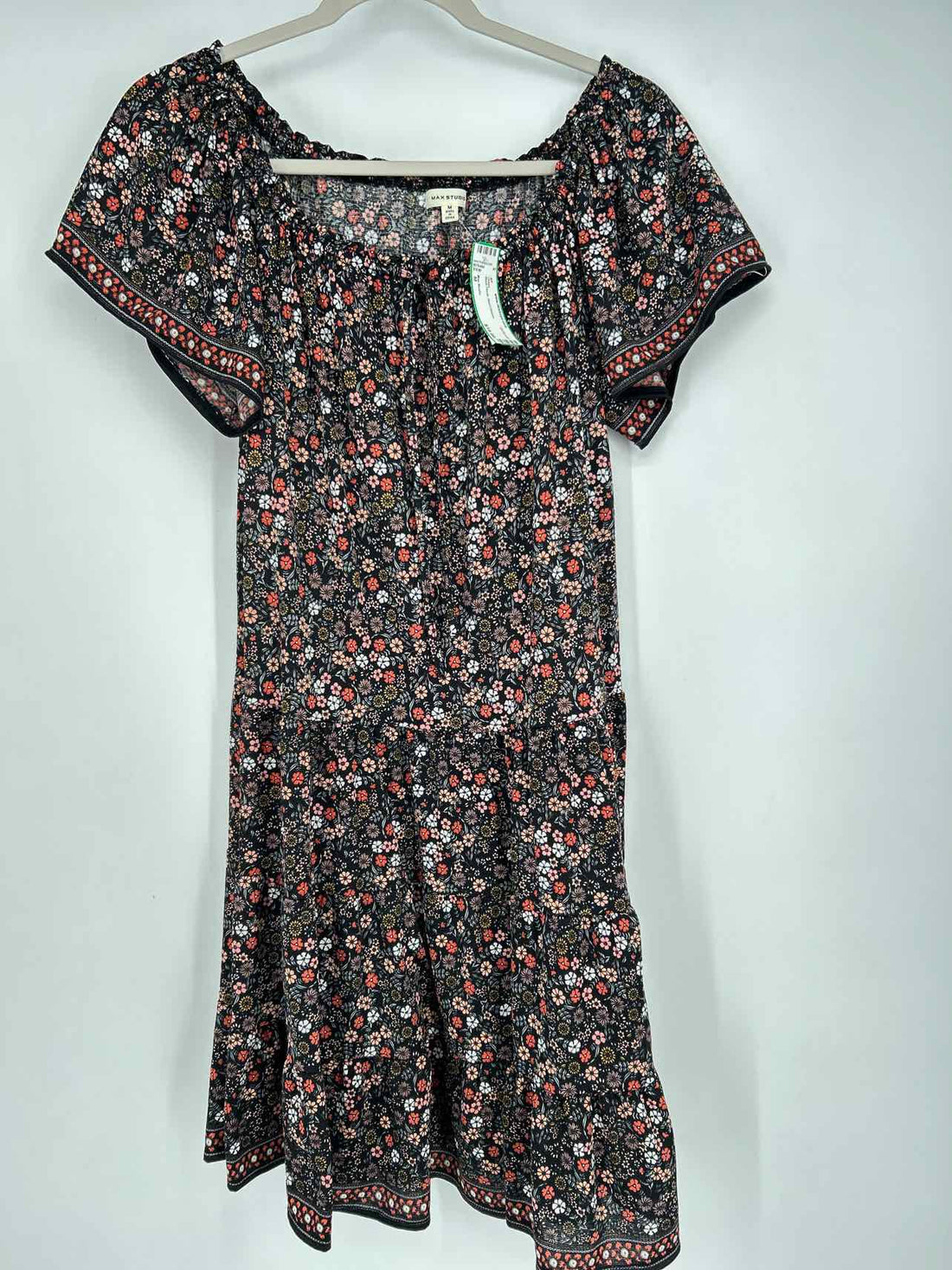 Max Studio Size M Black Floral Short Sleeve Dress