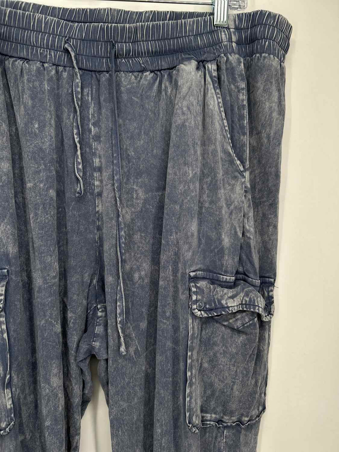 Torrid Size 2X Washed Blue Pants