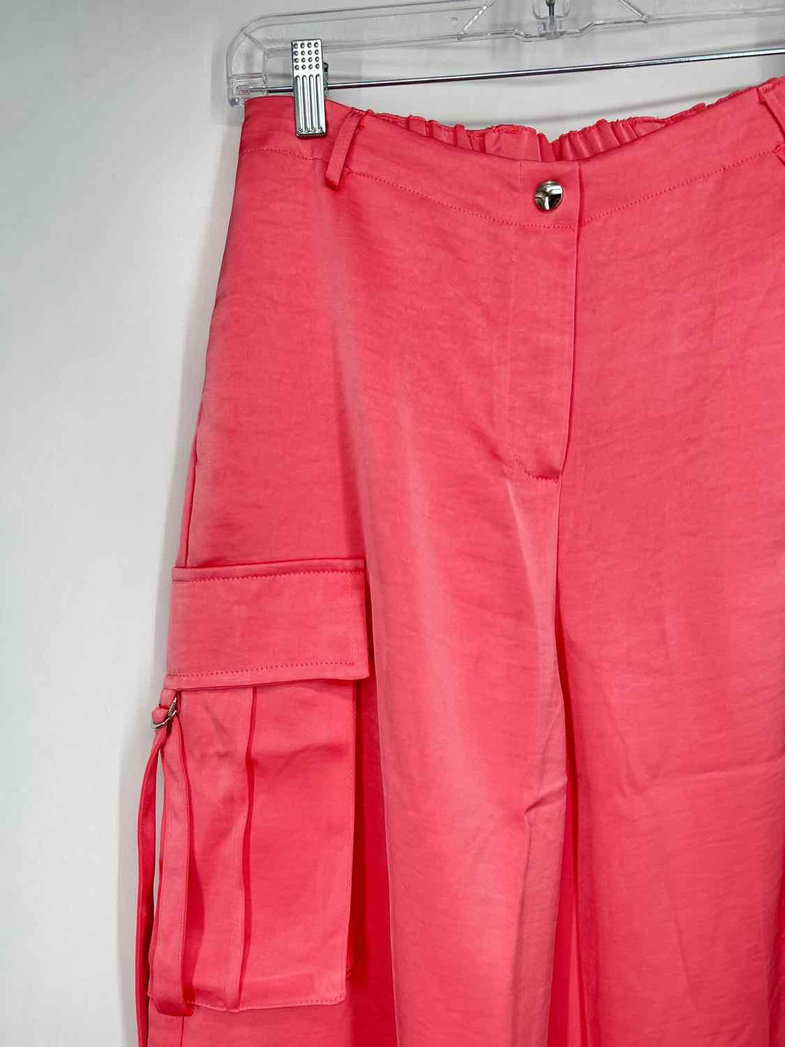 Hot & Delicious Size M Pink Satin Pants