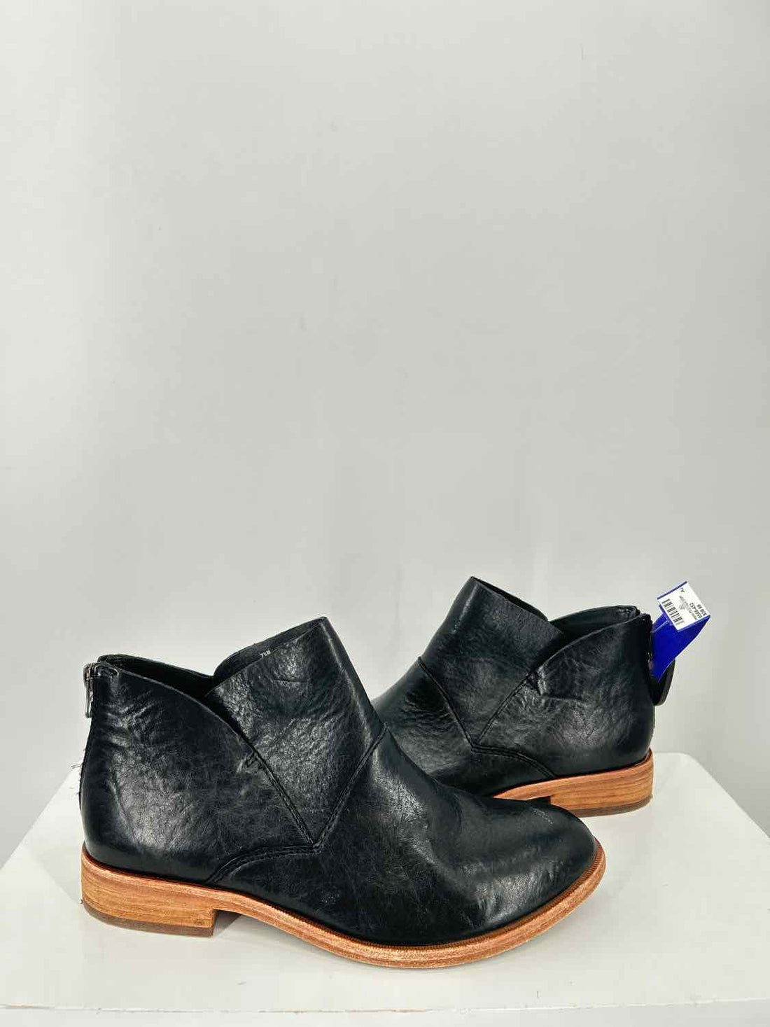 Kork Ease Women Size 7.5 Black Leather Ankle Boot