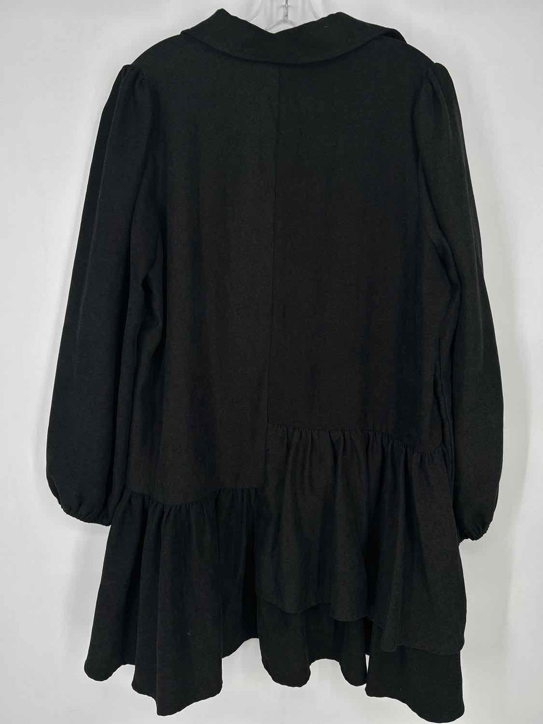Shop The Mint Size L Black Long Sleeve Dress