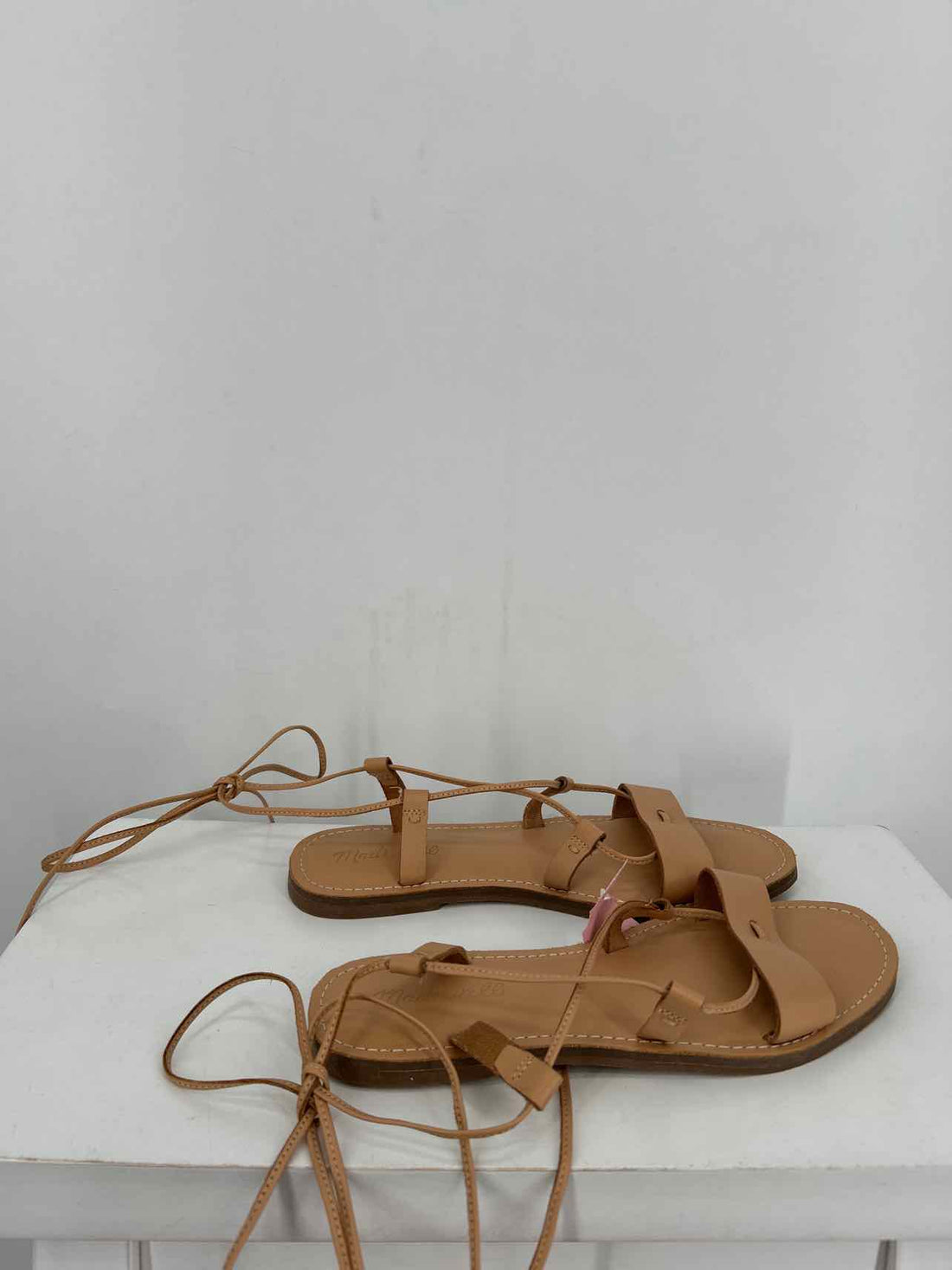 J Crew Women Size 7 Beige Sandals