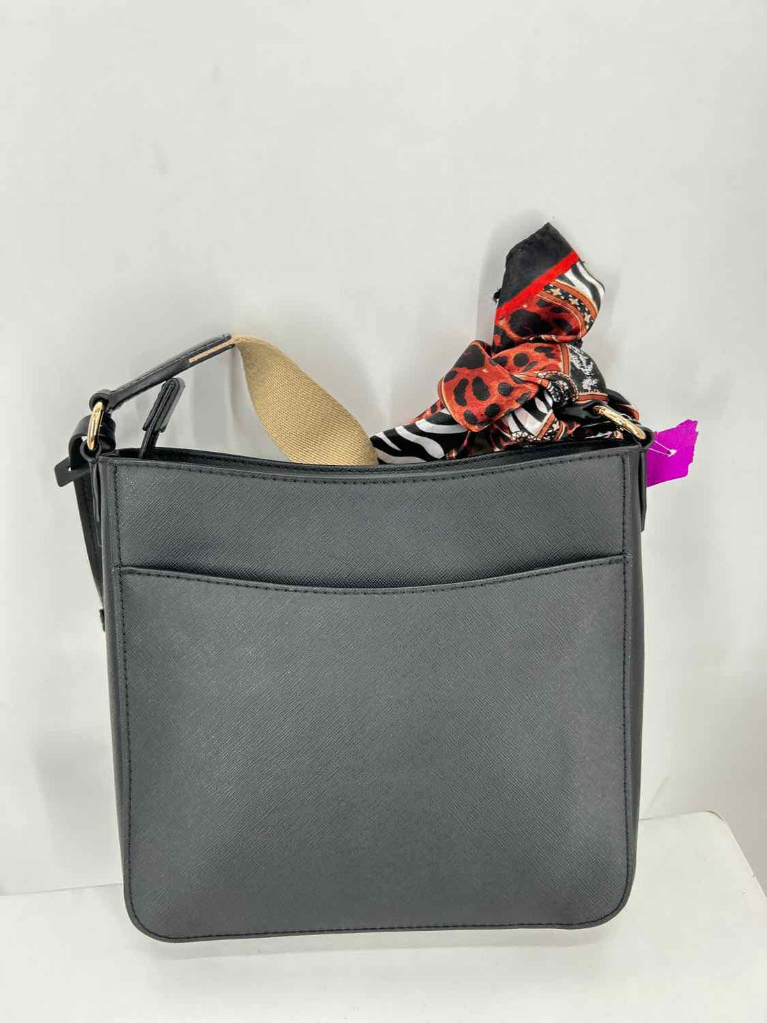 Michael Kors Black Saffiano Leather Excellent Condition Shoulder