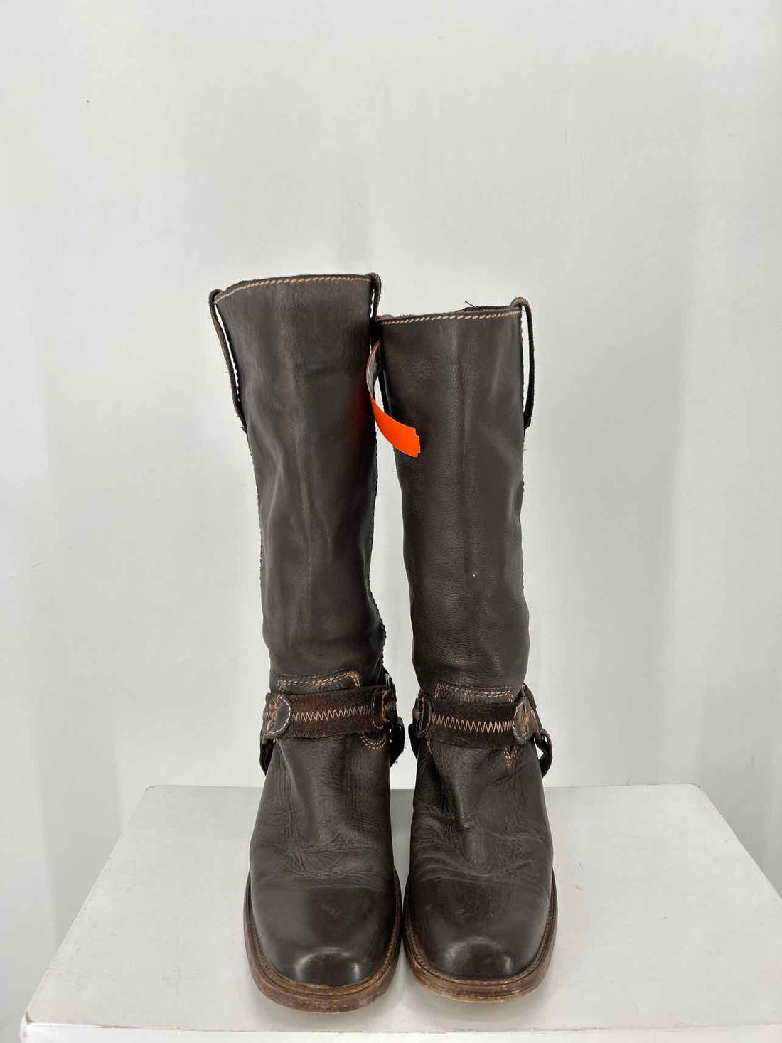 Bedstu Women Size 9.5 Dark Brown Riding Boot