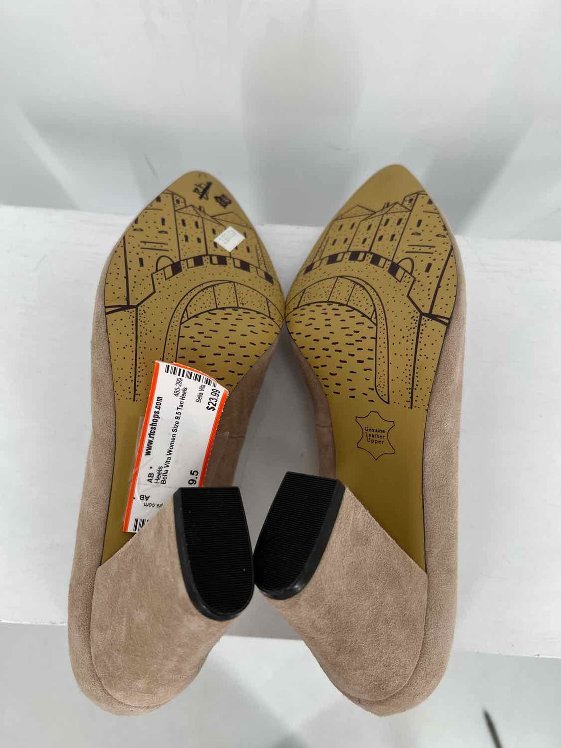 Bella Vita Women Size 9.5 Tan Heels