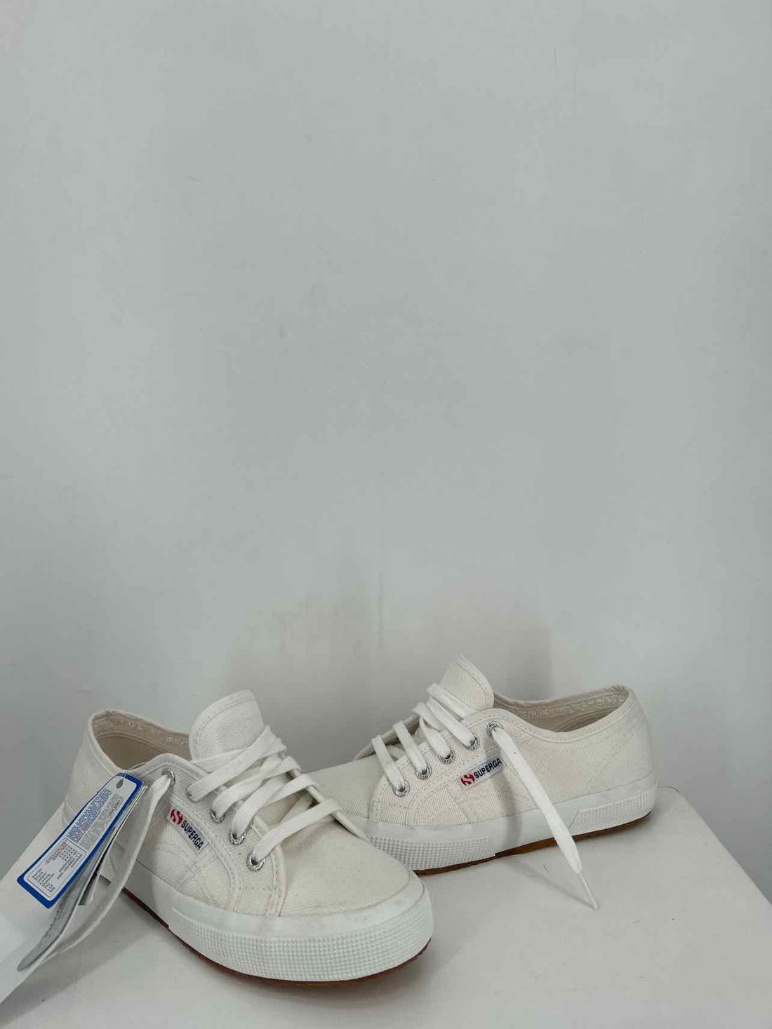 Superga Women Size 7 White New In Box Sneakers