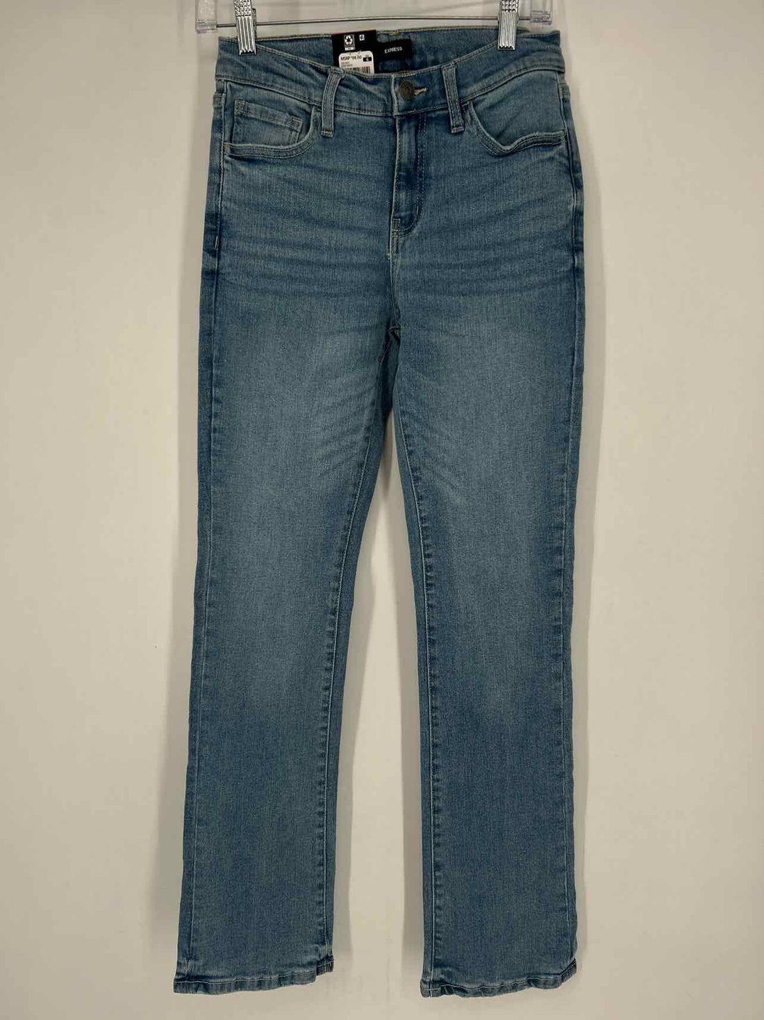 Express Size 6 Medium Wash NWT Jeans