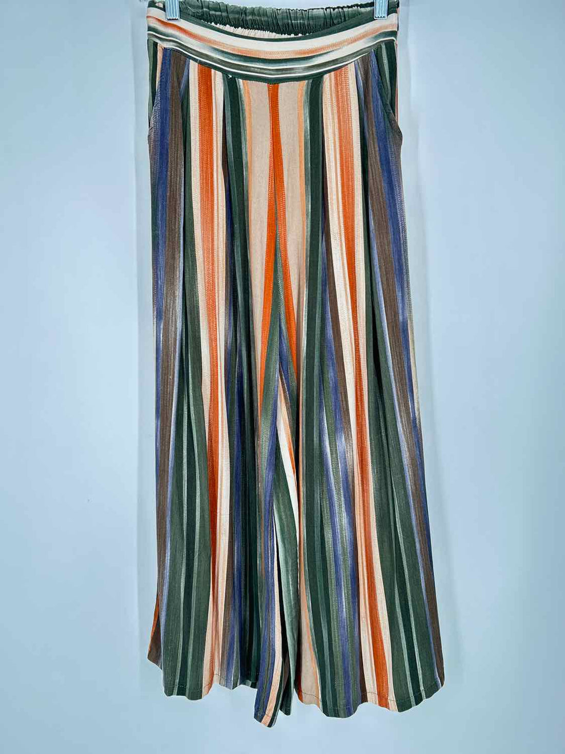 Made in Italy Size M Neutral Striped Pants