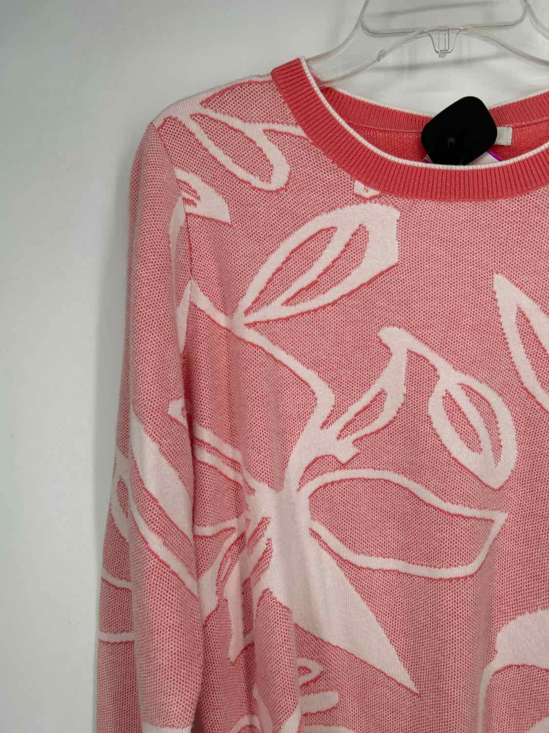 Tyler Boe Size M Pink & White Print Sweater