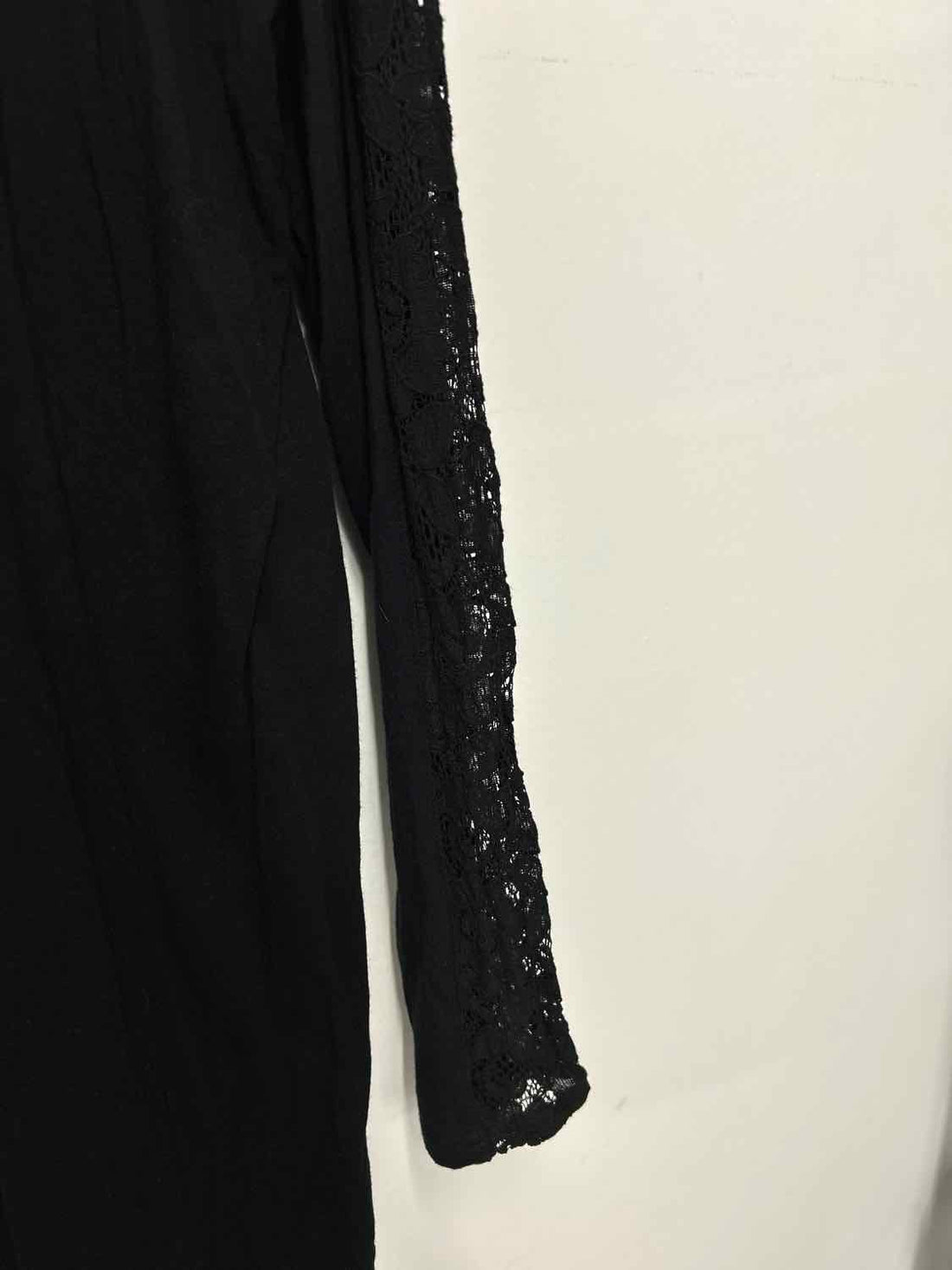 Lane Bryant Size 14/16 Black Long Sleeve