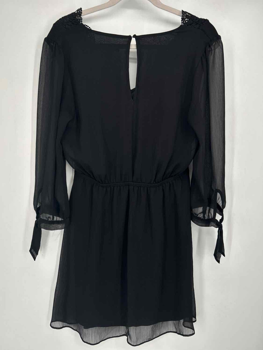 Express Size M Black Long Sleeve Dress