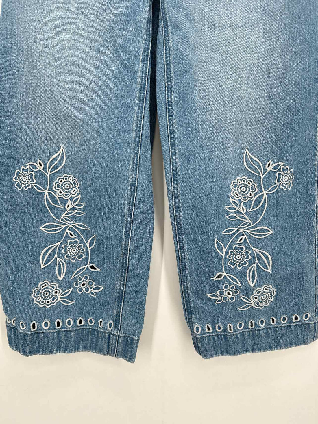 Talbots Size 2 Denim Embroidered Jeans
