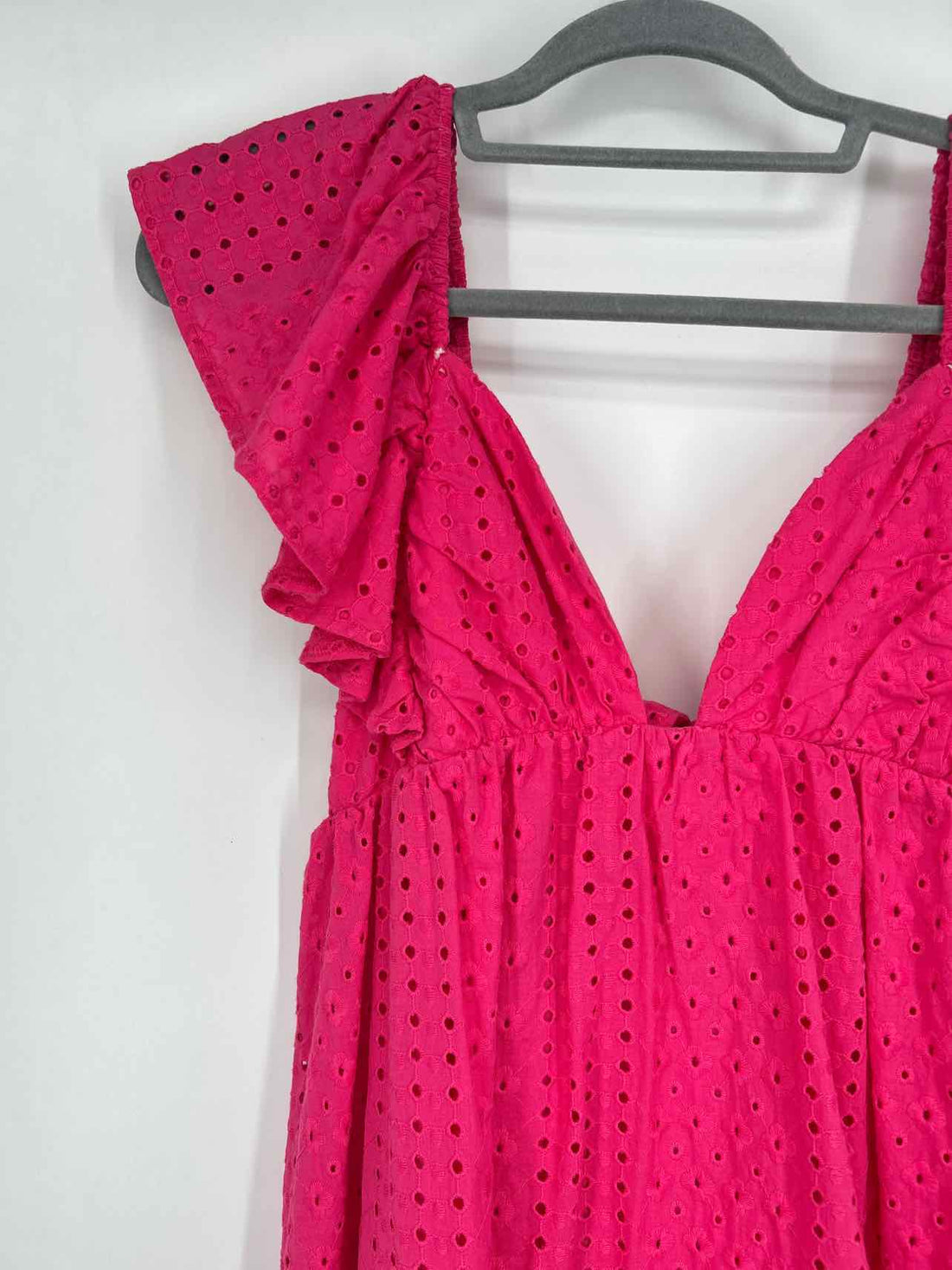 Olivaceous Size M Hot Pink Eyelet Short Sleeve Dress