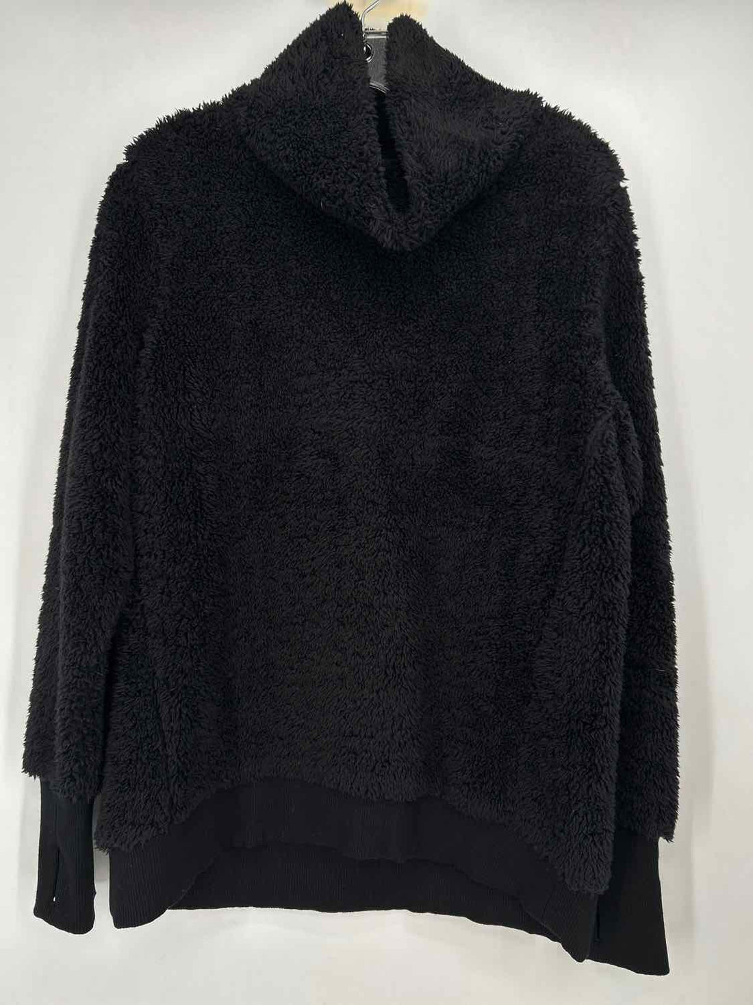 Athleta Size M Black Active Sweatshirts