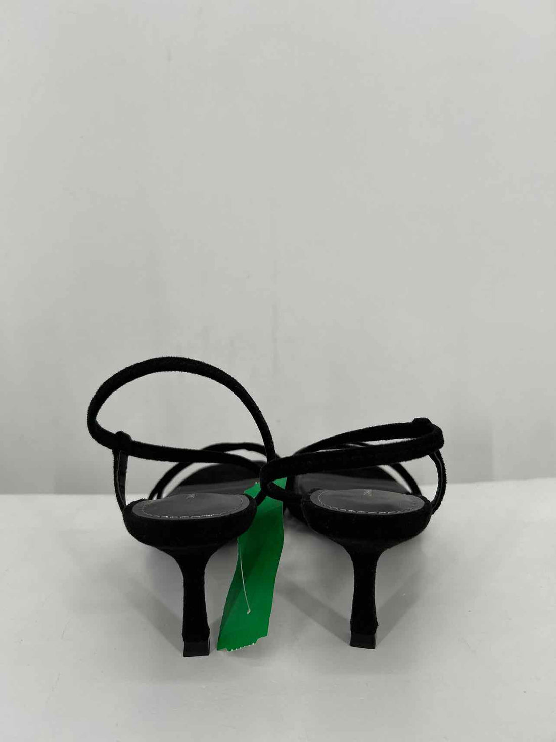 Zara Women Size 37 (6.5-7) Black Suede Heels