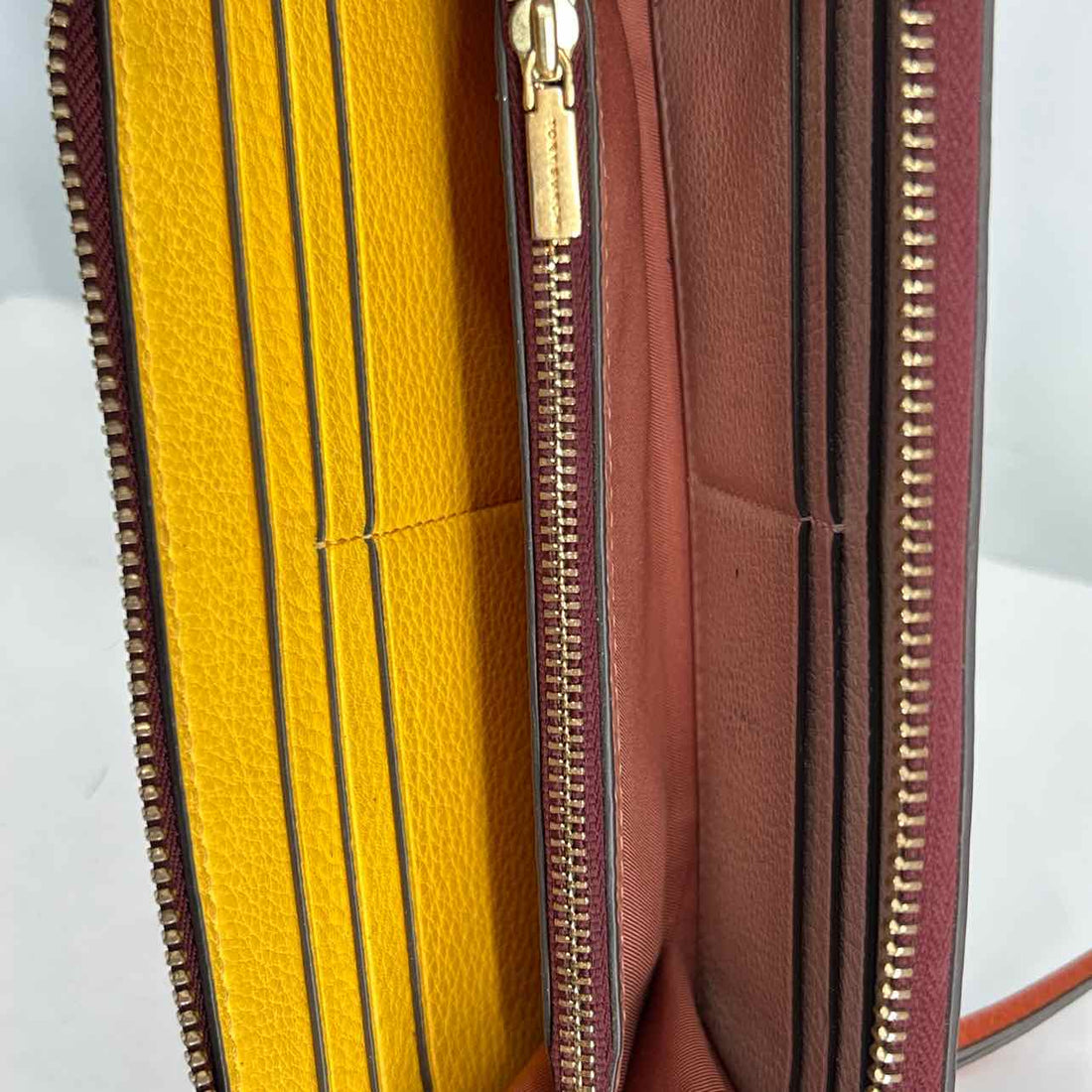 Tory Burch Burgundy Colorblock Leather Pre Owned Wallet