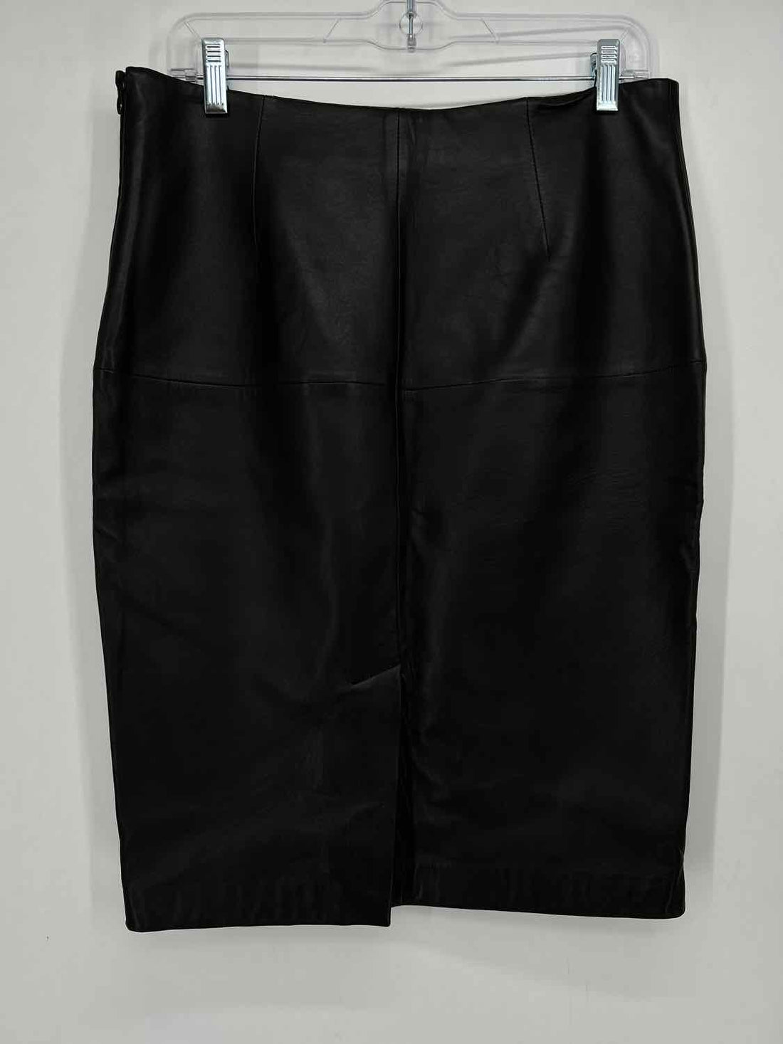 Antonio Melani Size M Black Genuine Leather Skirts