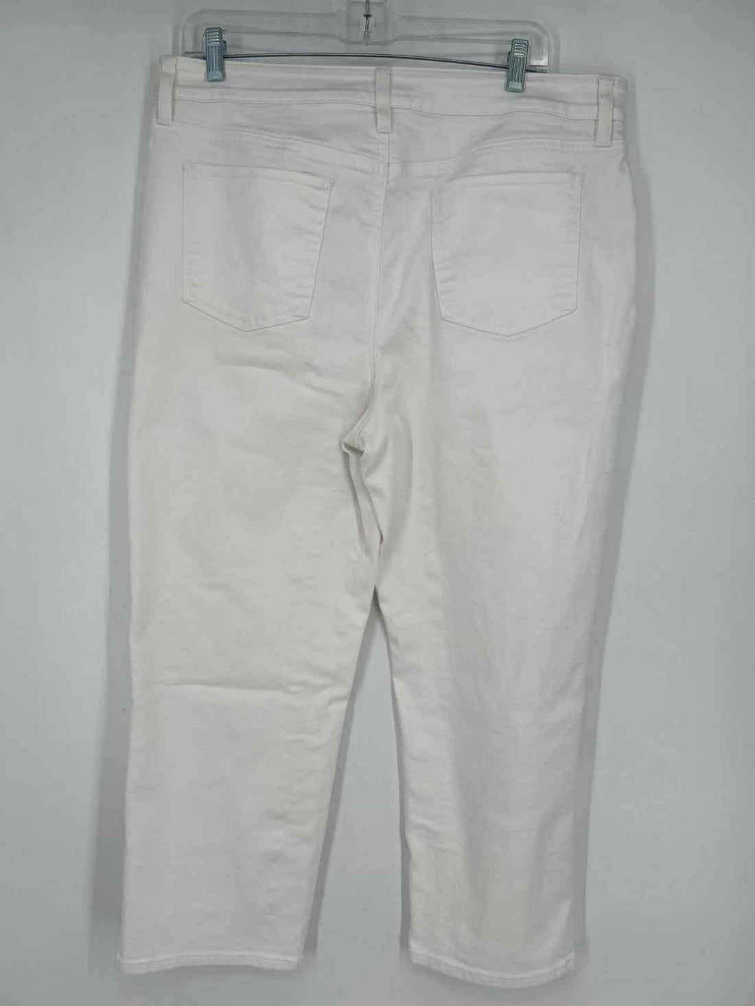 Chicos Size L (2.5) White Pants