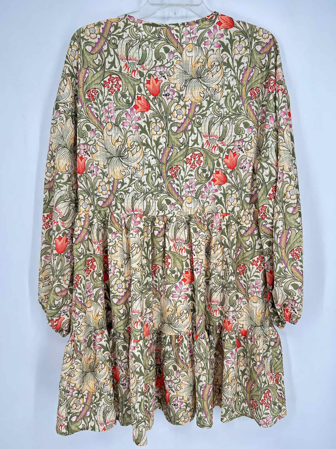 Entro Size M Cream & Olive Floral Dress