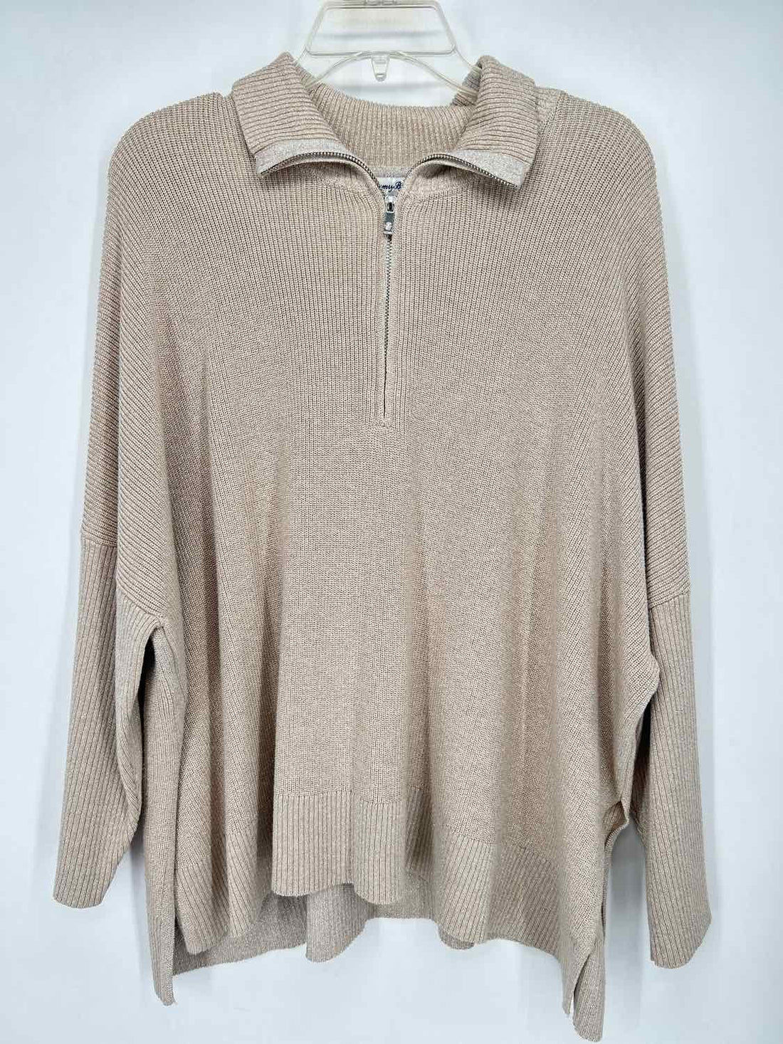 Tommy Bahama Size S/M Beige Sparkle Sweater