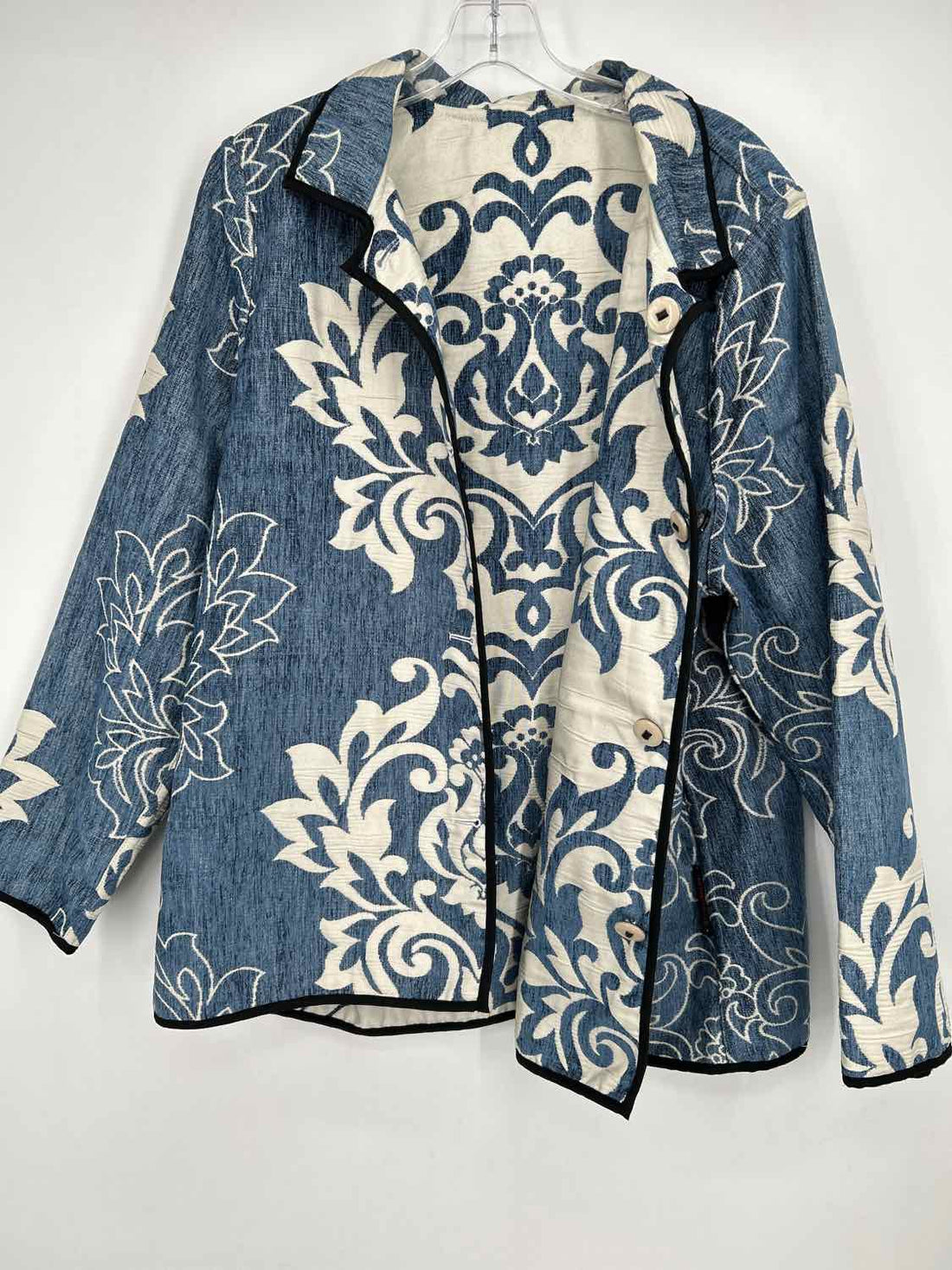 I-Reversibles Size M Beige & Blue Jacket
