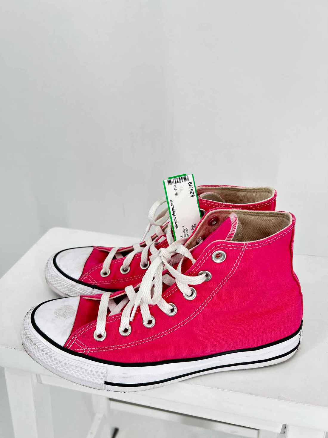 Converse Women Size 8 Hot Pink Sneakers