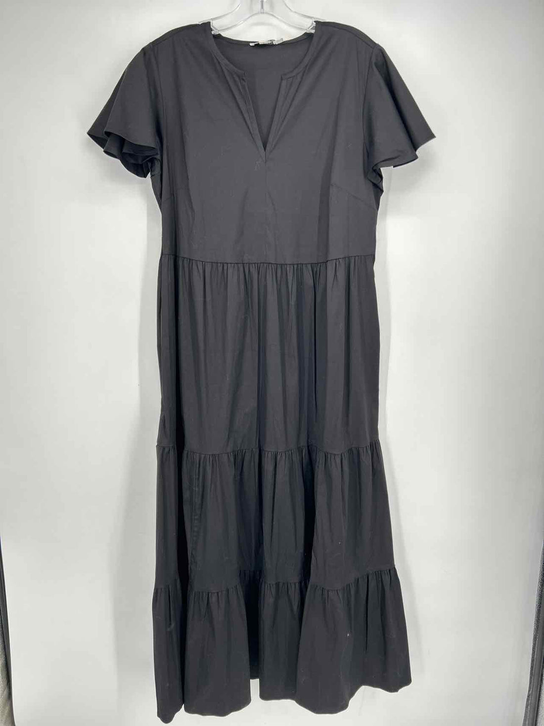 Chicos Size 1 (8) Black Maxi