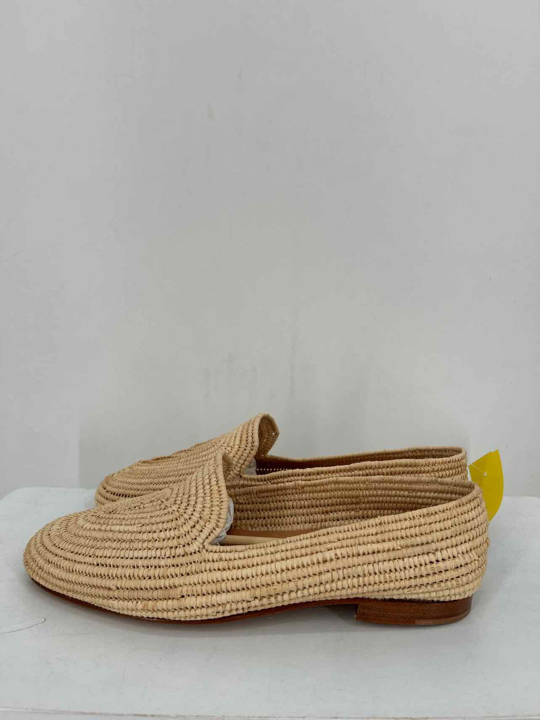 Carrie Forbes Women Size 38 (7.5-8) Natural Like New Flats