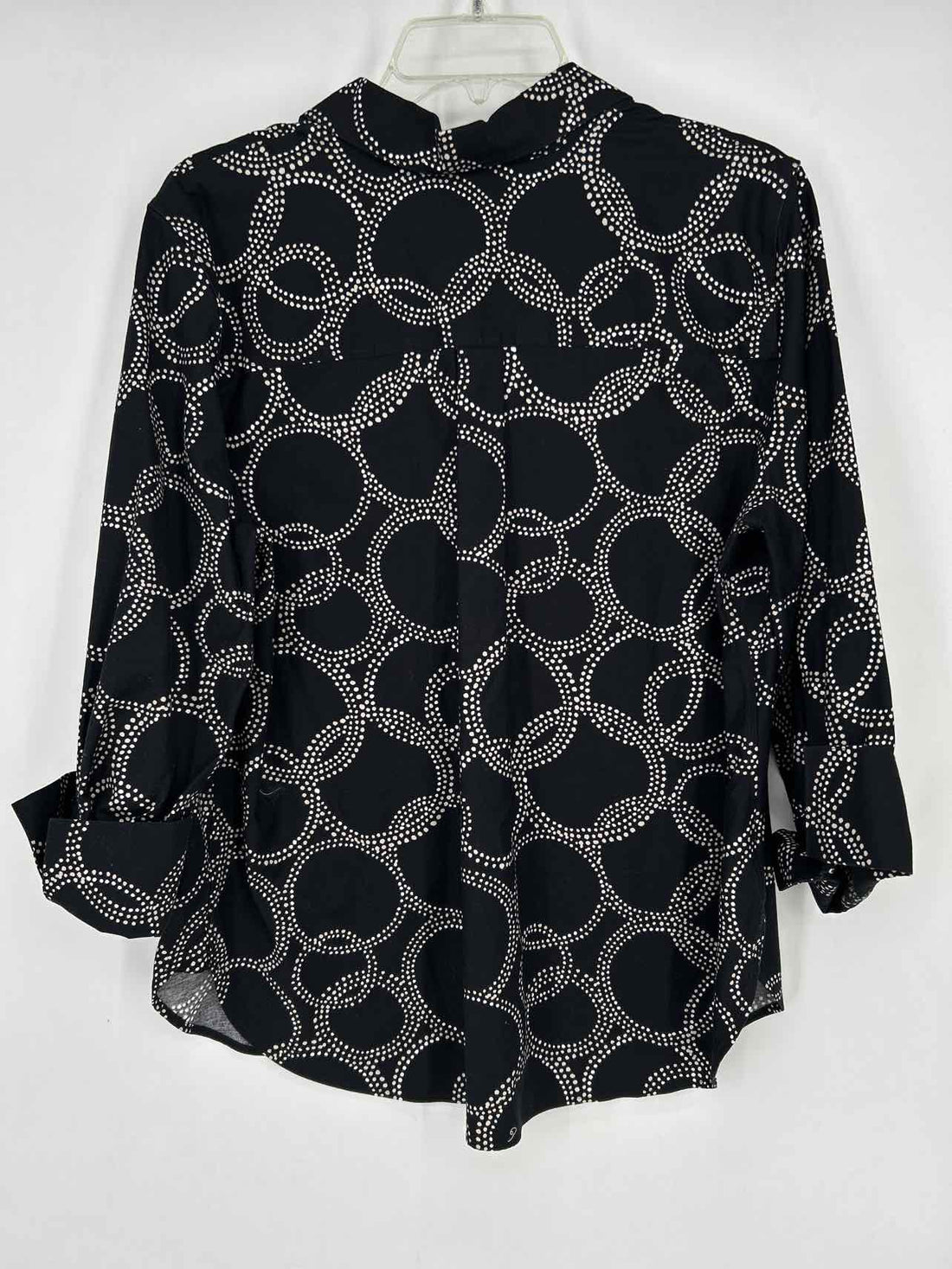 Chicos Size 2/L Black Print Long Sleeve