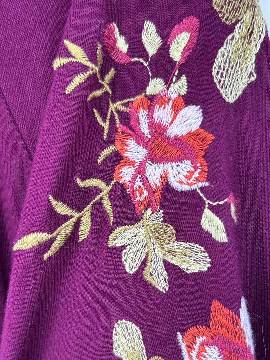 Spense Size M Burgandy Embroidered Dress