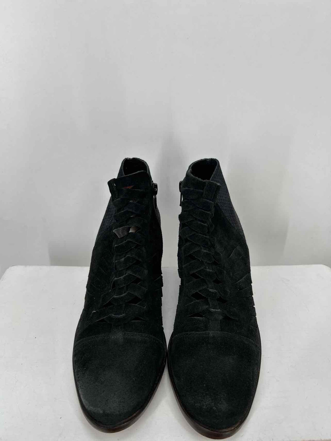 Free People Women Size 39 (8.5-9) Black Ankle Boot