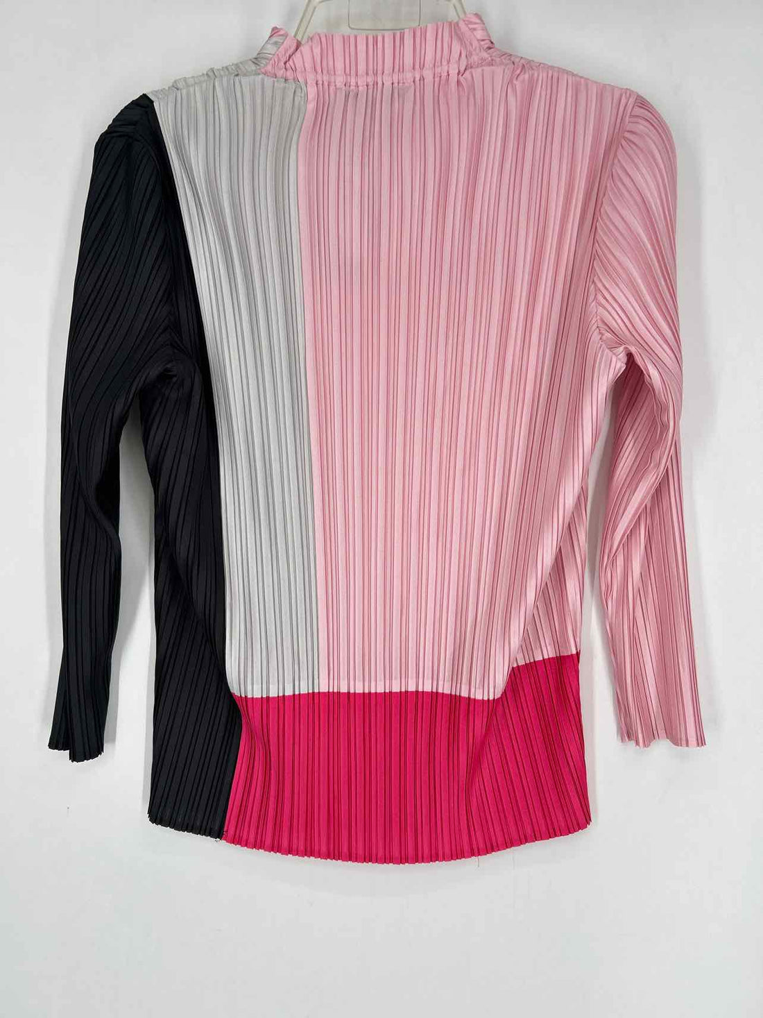 Ming Wang Size L Black & White Colorblock NWT Long Sleeve