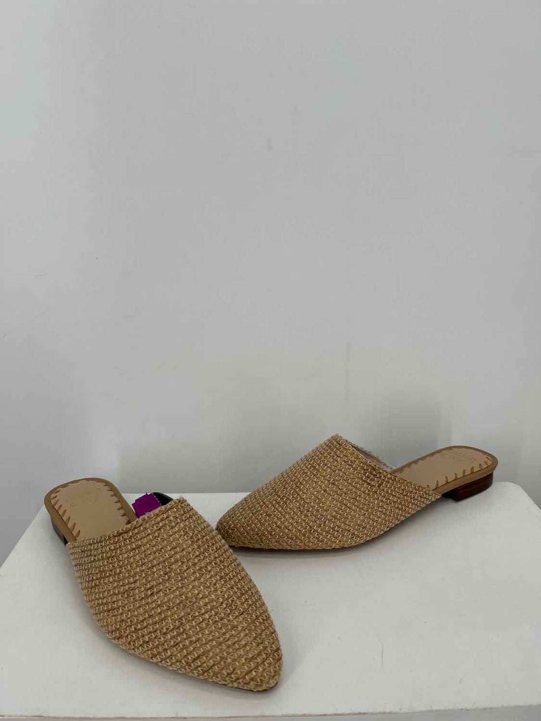 Crown & Ivy Women Size 8 Tan Mules