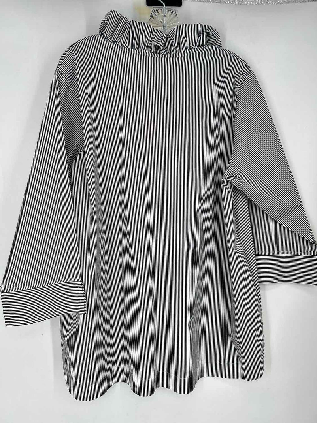 Diane Bailey Size 2X White Striped Long Sleeve Top/Blouse