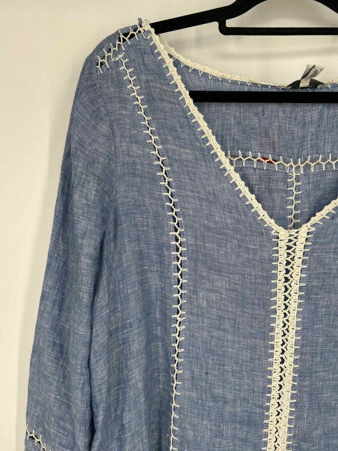 Joie Size M Blue Long Sleeve