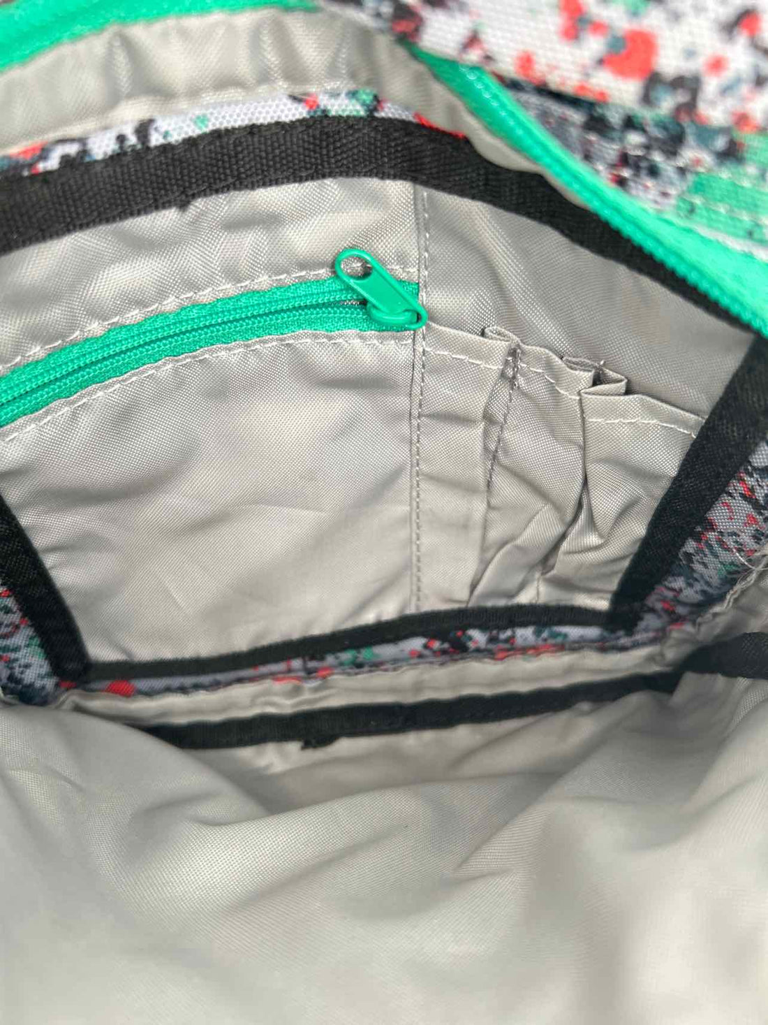 Kavu Grey Like New Crossbody