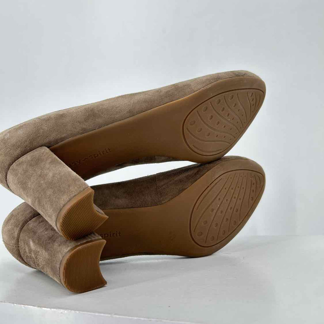 Easy Spirit Women Size 8 Olive Heels