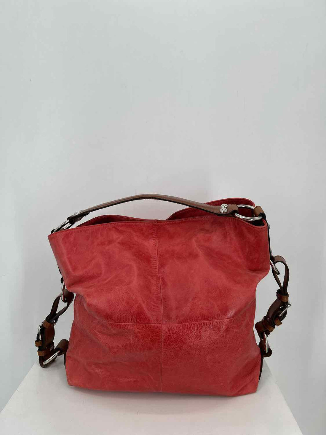 Tano Red Bucket