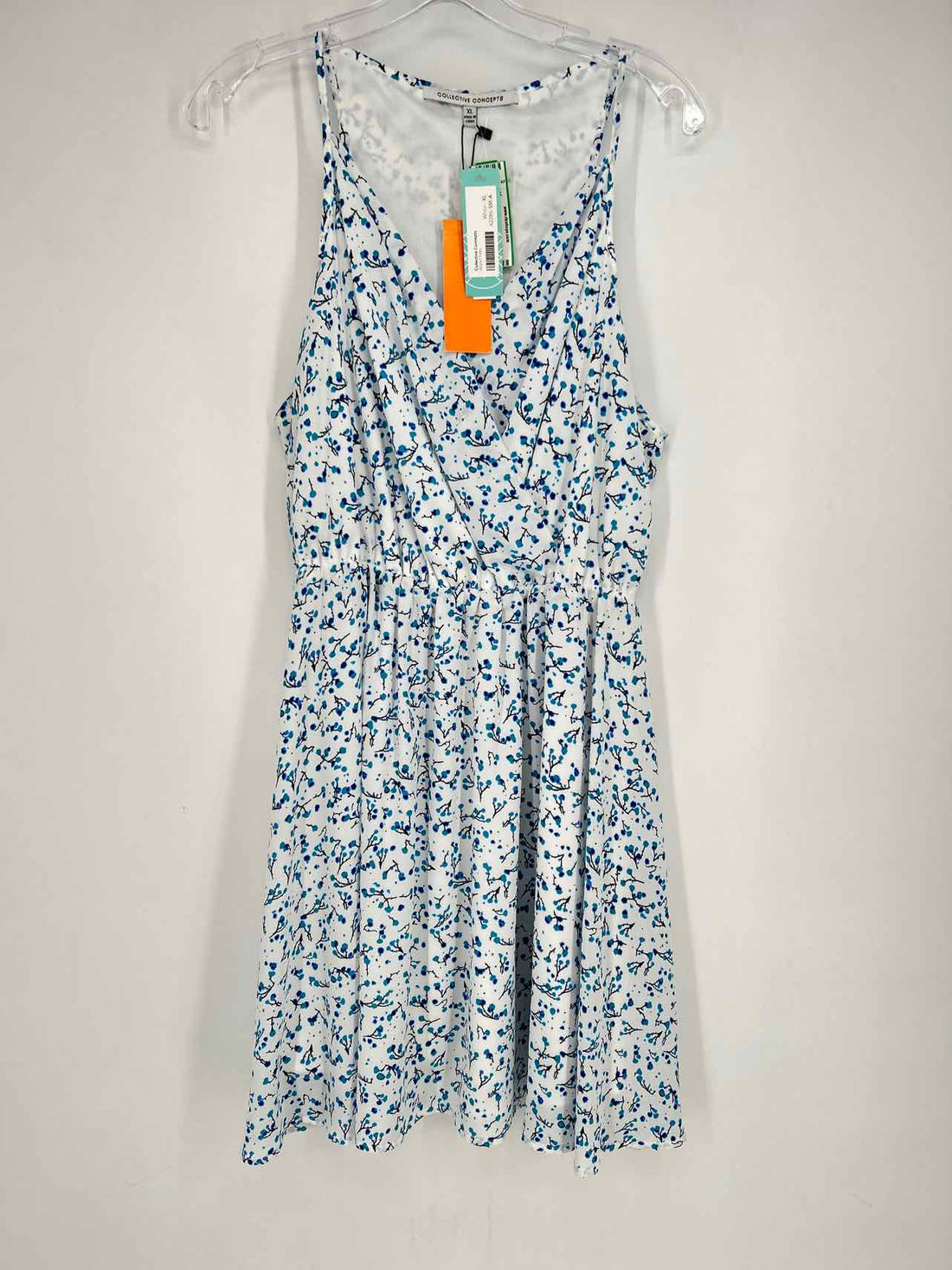 Collective Concepts Size XL White & Blue Print NWT Dress