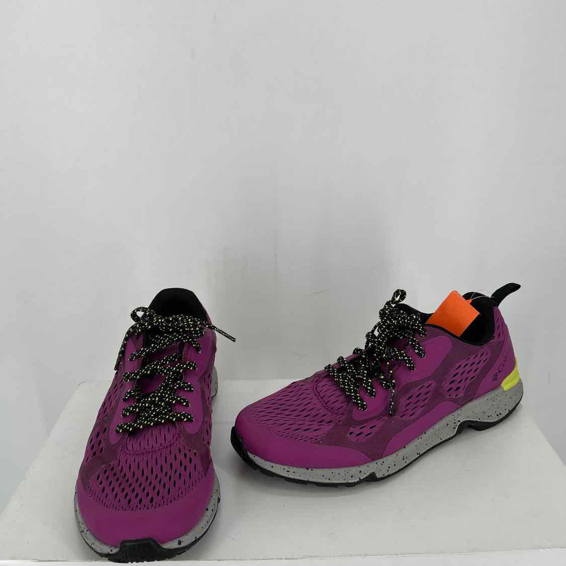 Columbia Women Size 8.5 Purple Sneakers