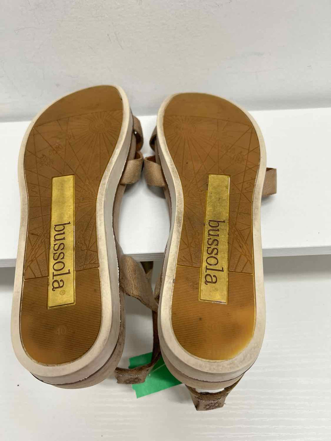 Bussola Women Size 40 (9-9.5) Tan Sandals