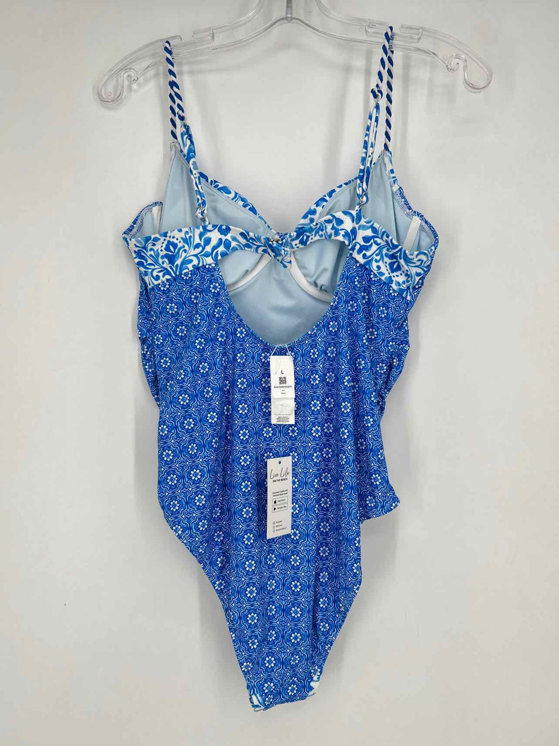 Cup She Size L White & Blue Print NWT Swimsuit 1 Piece